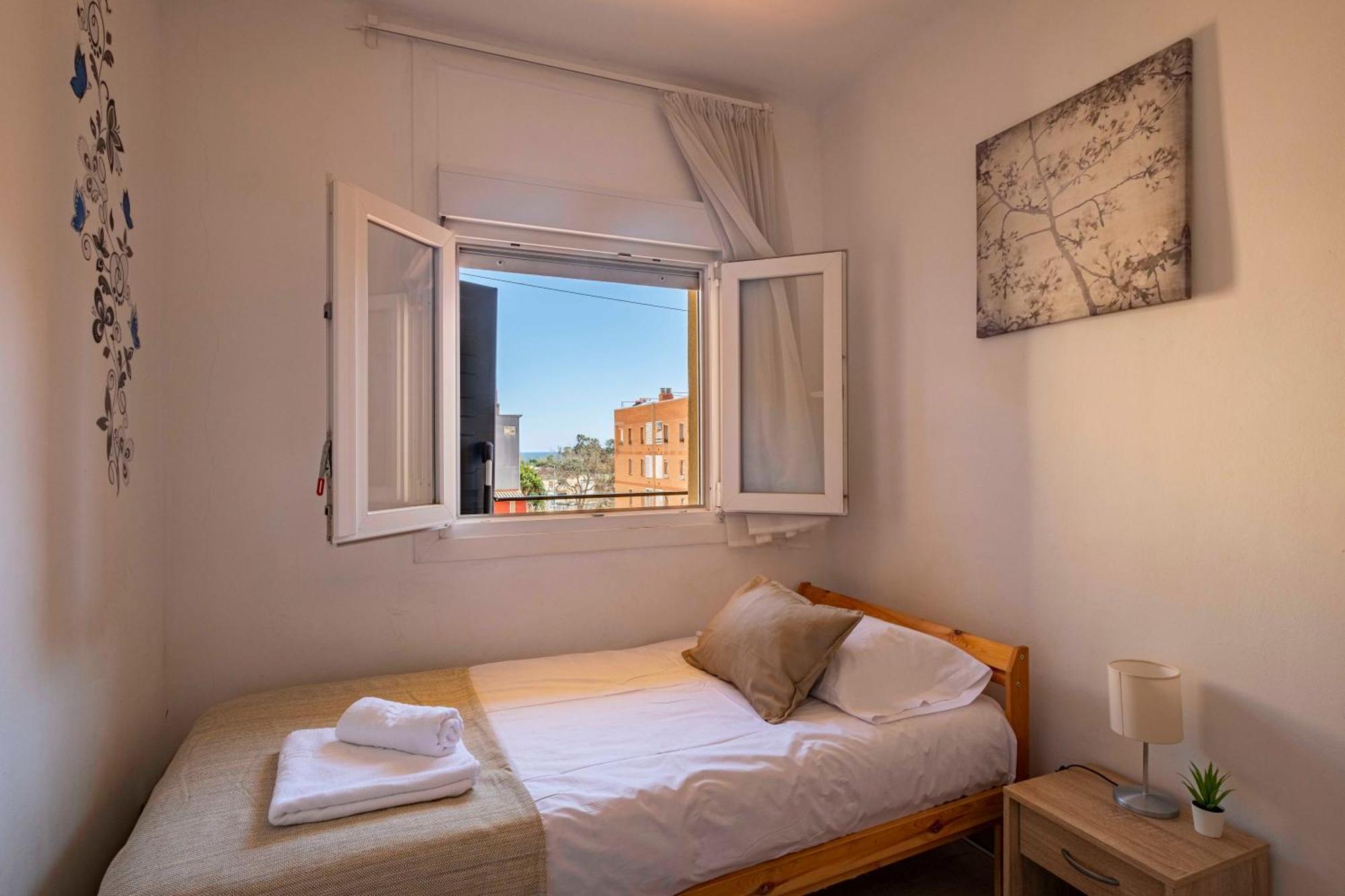 Apartmán 5 Min To The Sea And 15 Min To Barcelona Center Sant Adria de Besos Exteriér fotografie