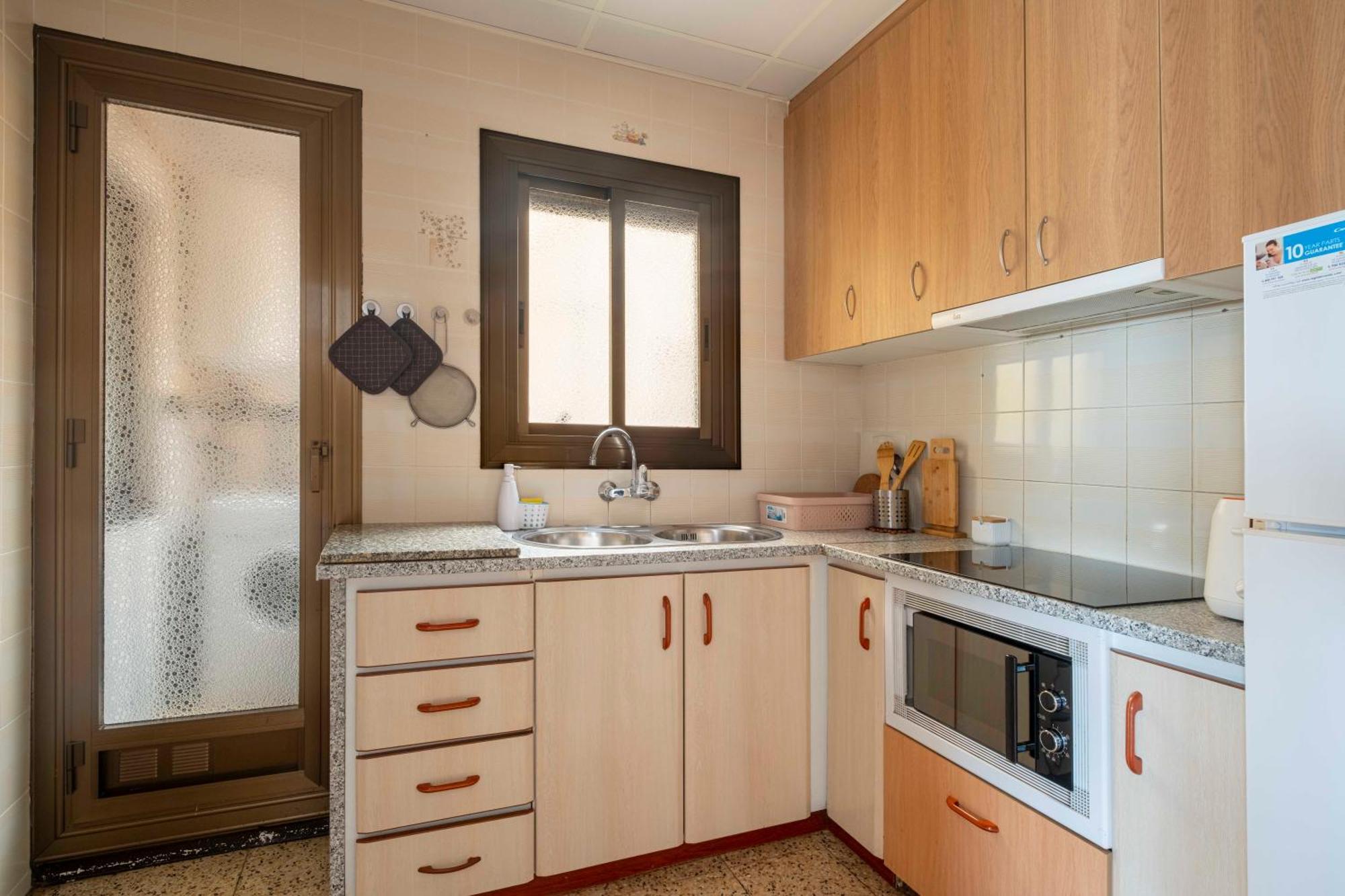 Apartmán 5 Min To The Sea And 15 Min To Barcelona Center Sant Adria de Besos Exteriér fotografie