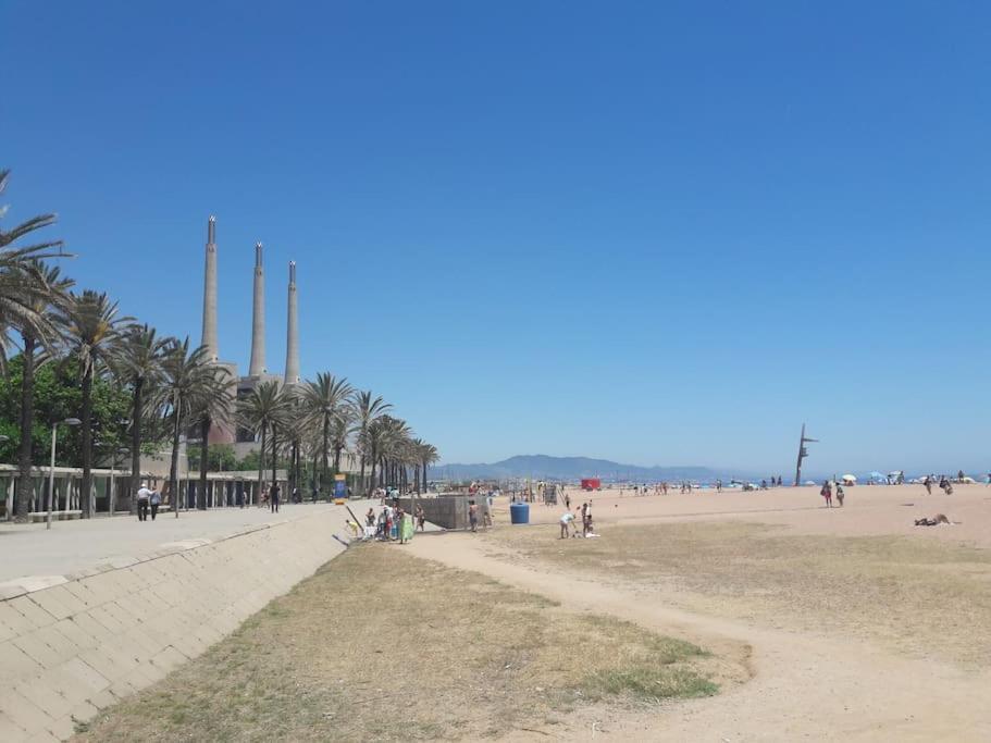 Apartmán 5 Min To The Sea And 15 Min To Barcelona Center Sant Adria de Besos Exteriér fotografie